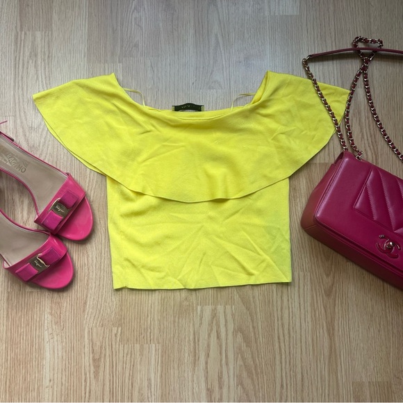Zara Yellow off the shoulder ruffle crop top - Picture 2 of 6